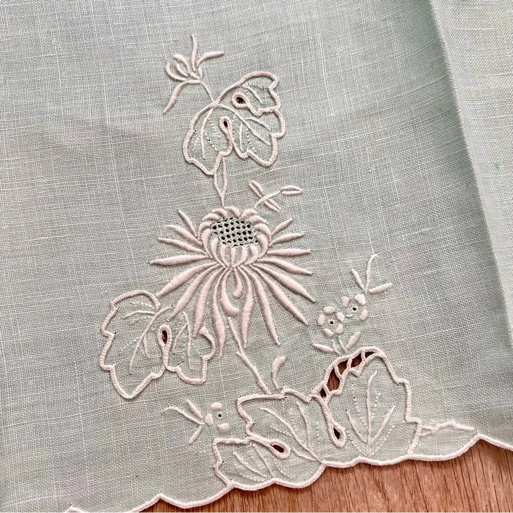 Set 6 Vintage Colorful Linen Placemats Or Napkins‎ Embroidered Daisy 19” X 13”